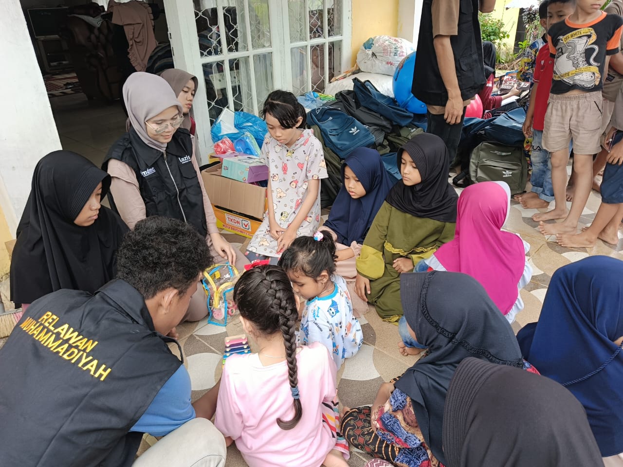 Pulihkan Trauma, MDMC Sumbar Dampingi Psikososial Anak Korban Galodo di Agam